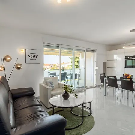 Apartment Sky By Seeadria Agency *